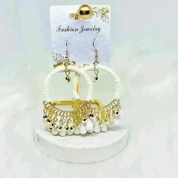 Weave Tassel Drop Earrings in White - Picture 1 of 4